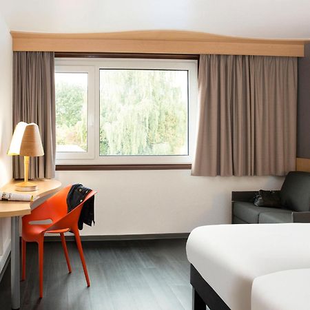 Ibis 3 Lacs Neuchatel Thielle Exterior photo